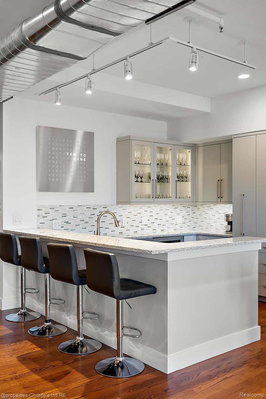 1529 Broadway Street #500