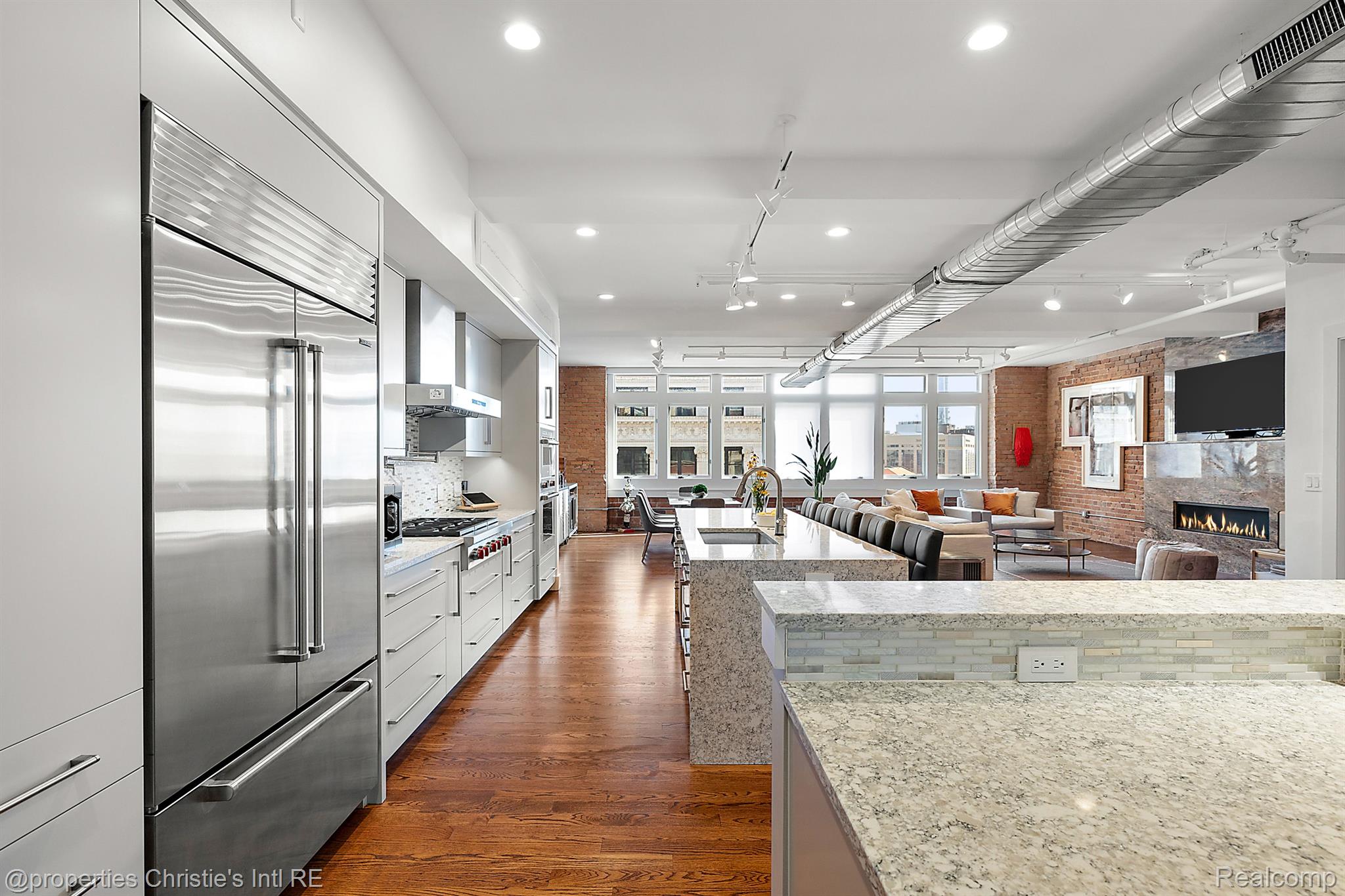 1529 Broadway Street #500