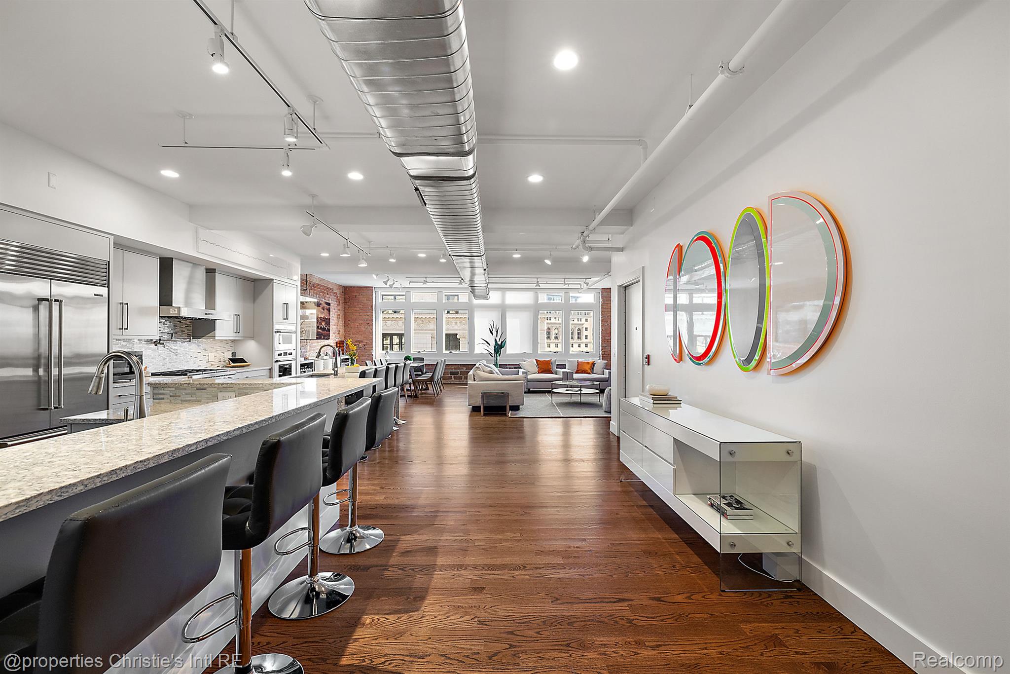 1529 Broadway Street #500