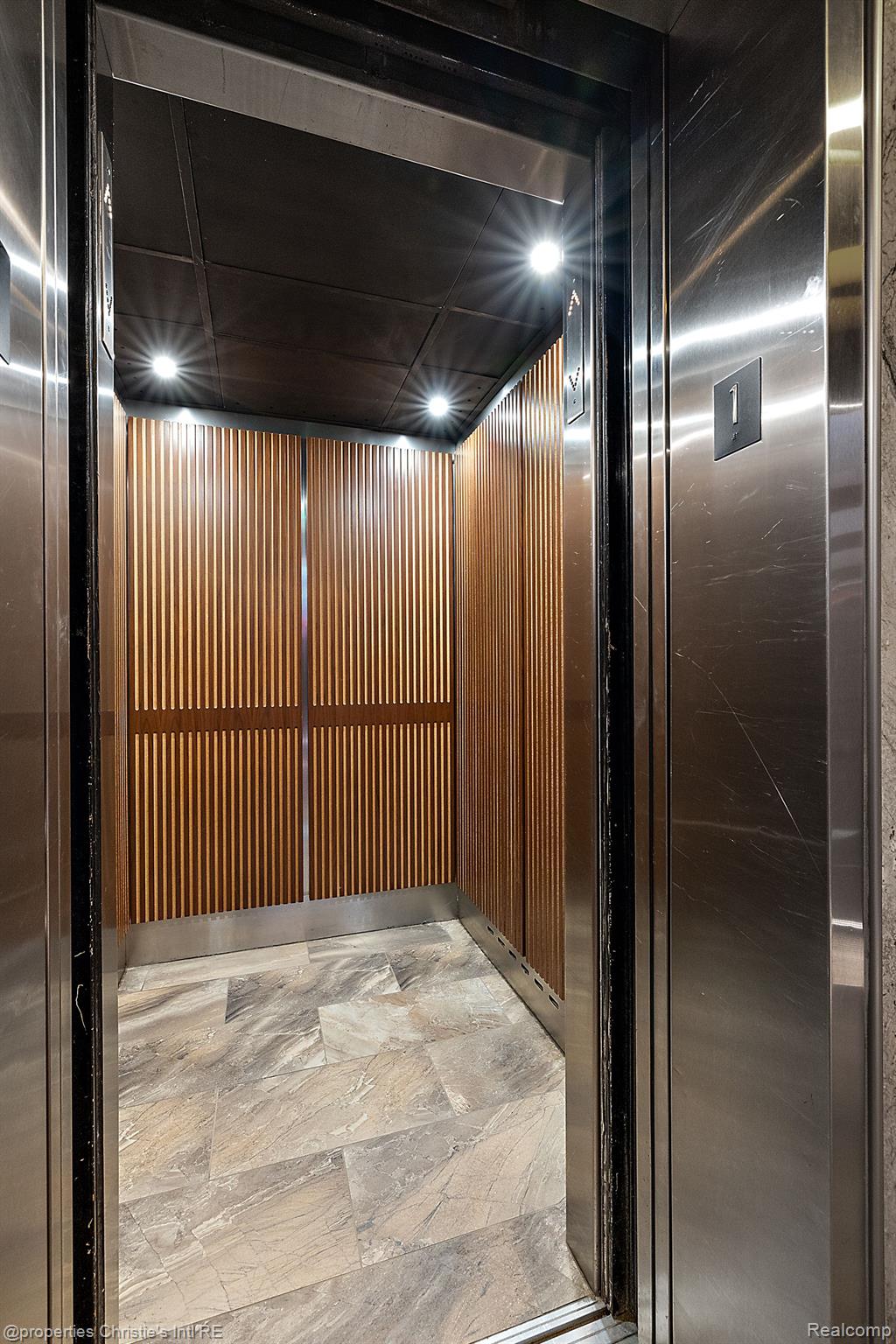 1529 Broadway Street #500