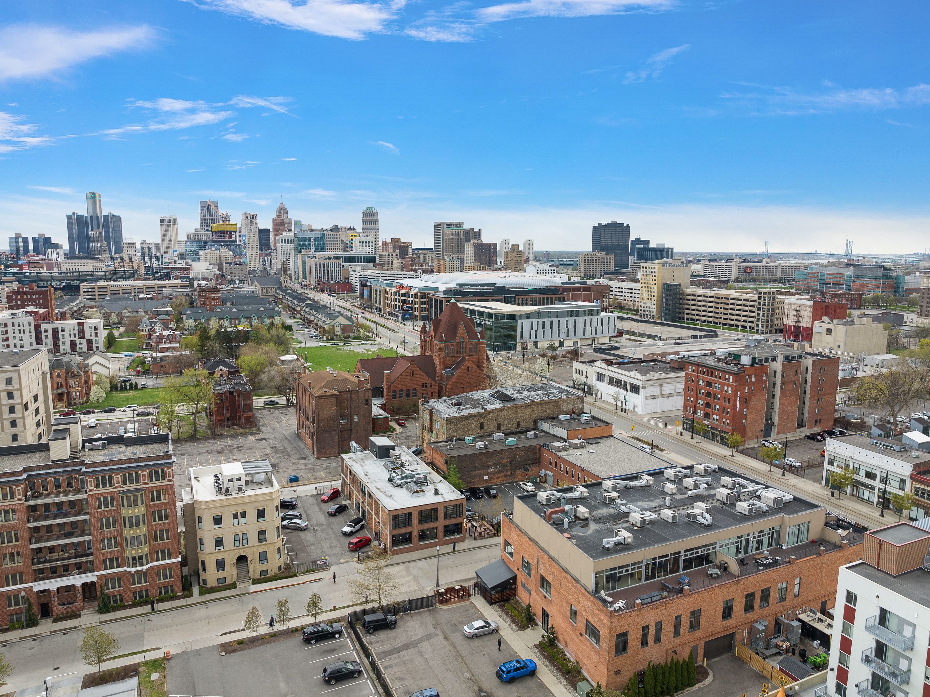 3100 Woodward Avenue 208