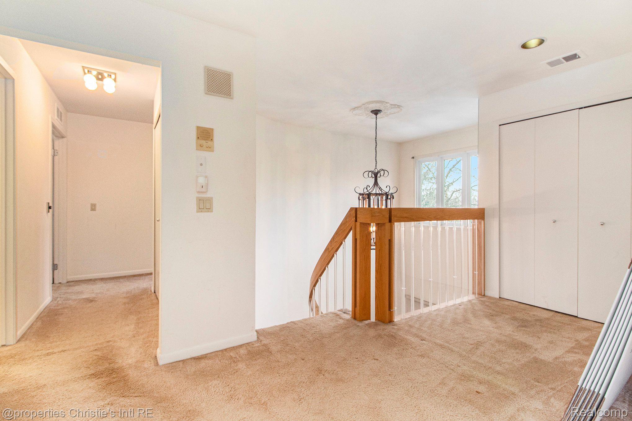 6943 Pebble Park Circle