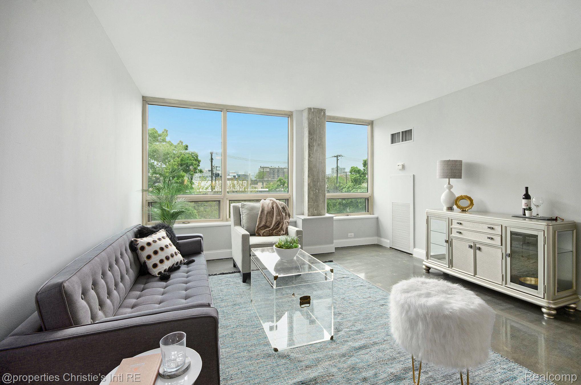 3320 Spinnaker Lane 2E