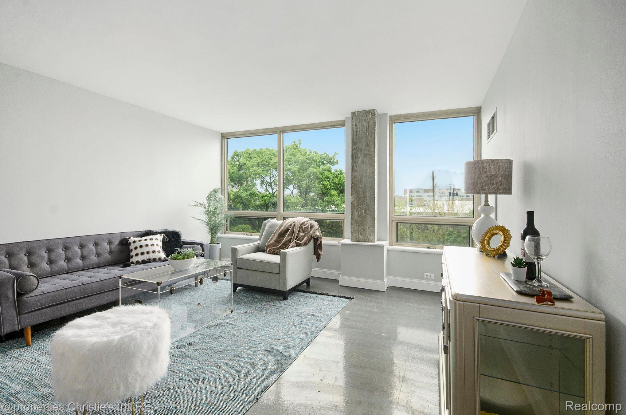 3320 Spinnaker Lane 2E