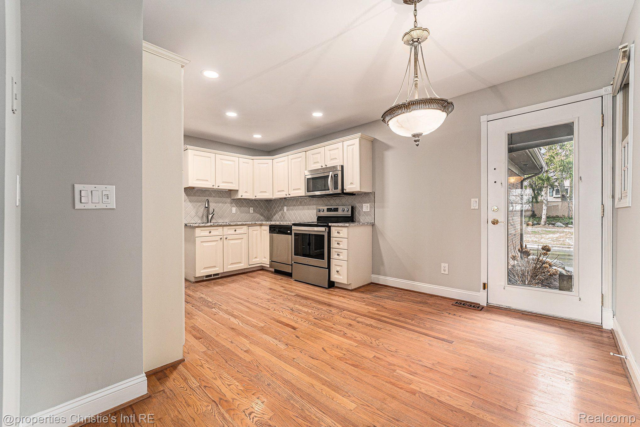 1630 NORMANDY Road