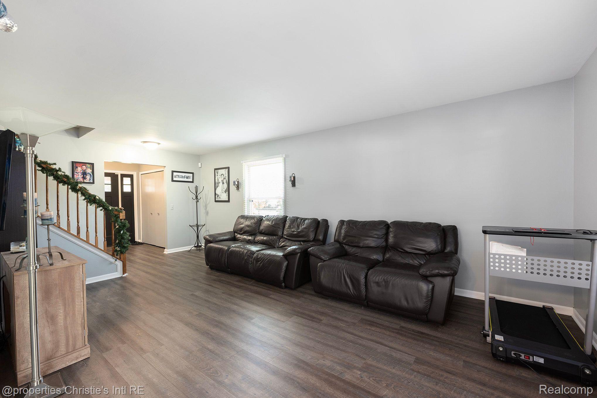 116 REGENTS Drive