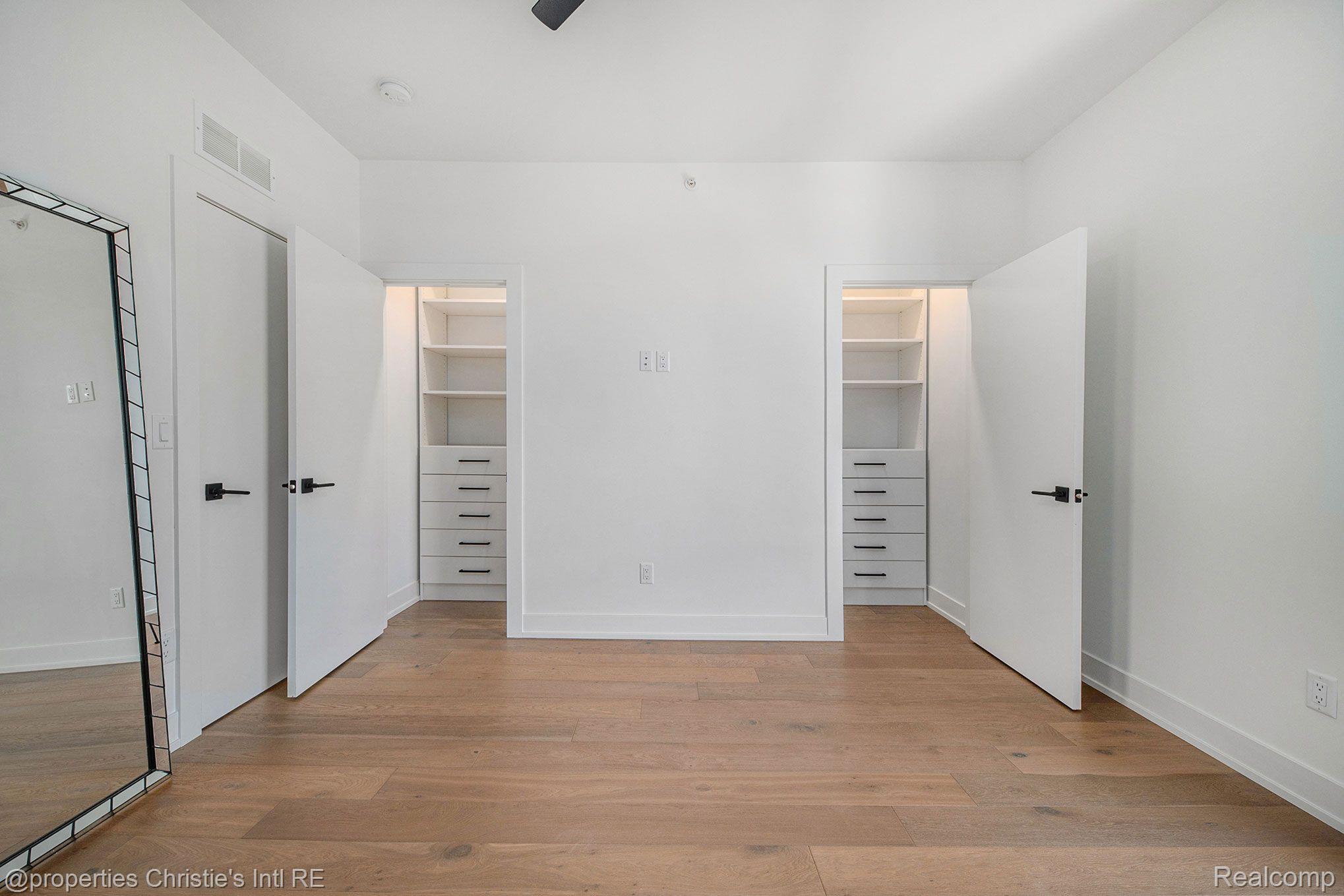 2805 Brush Street