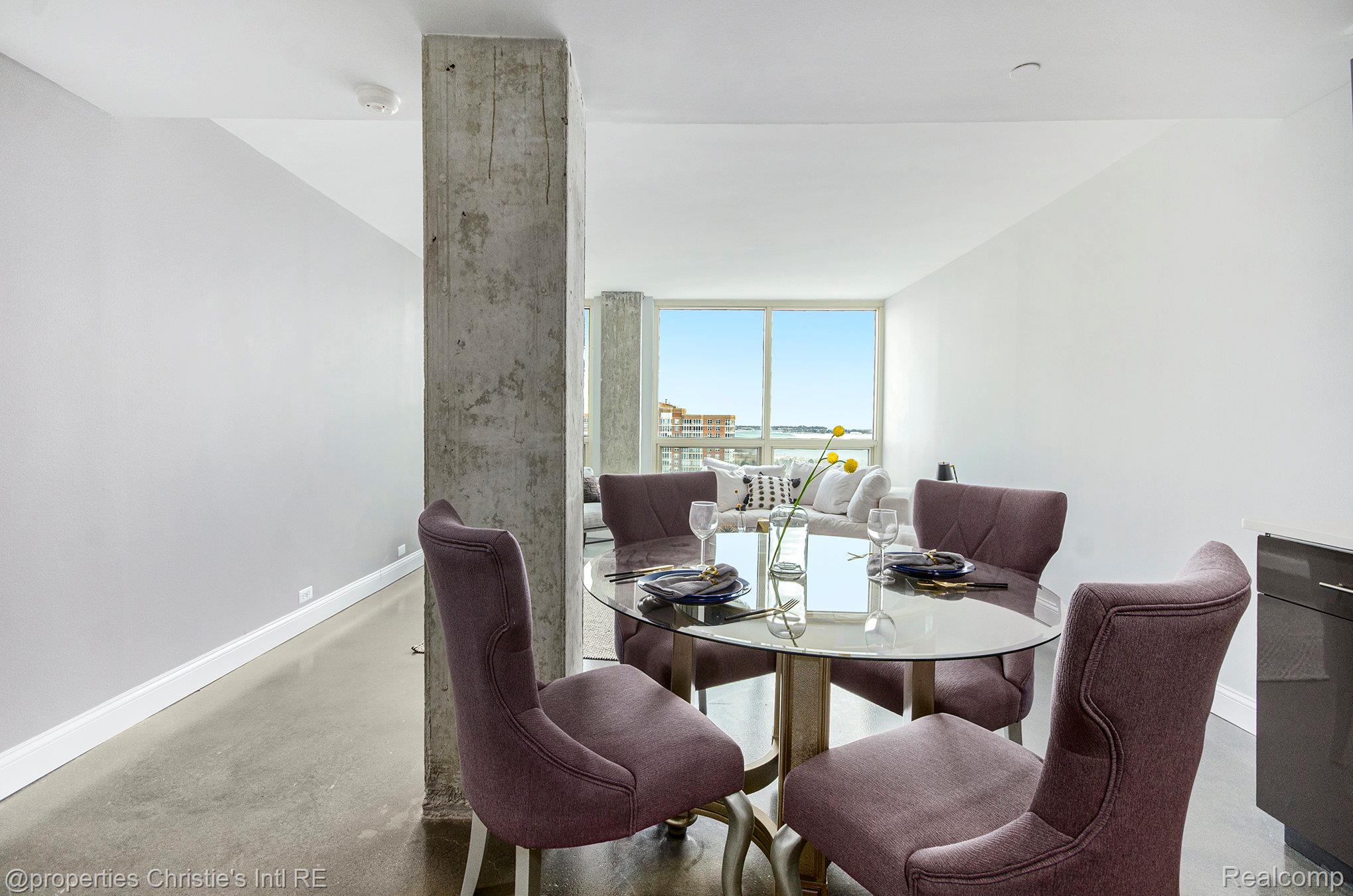 3320 Spinnaker Lane 15B