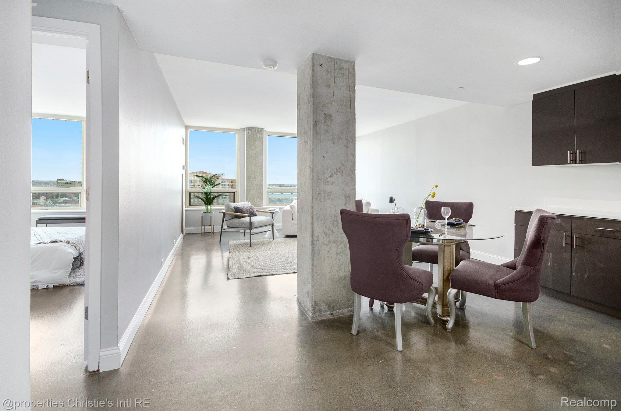 3320 Spinnaker Lane 15B