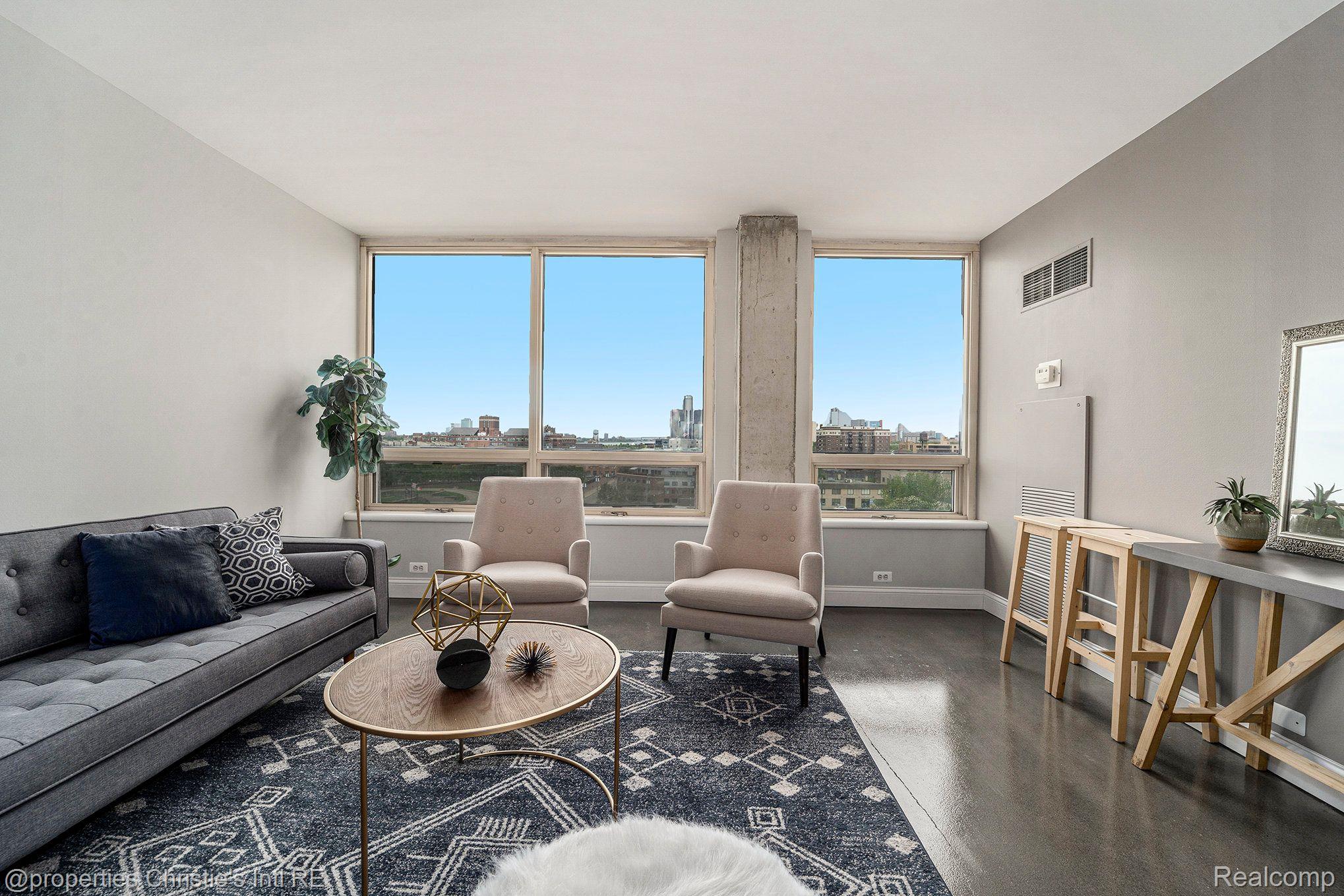 3320 Spinnaker Lane 9E