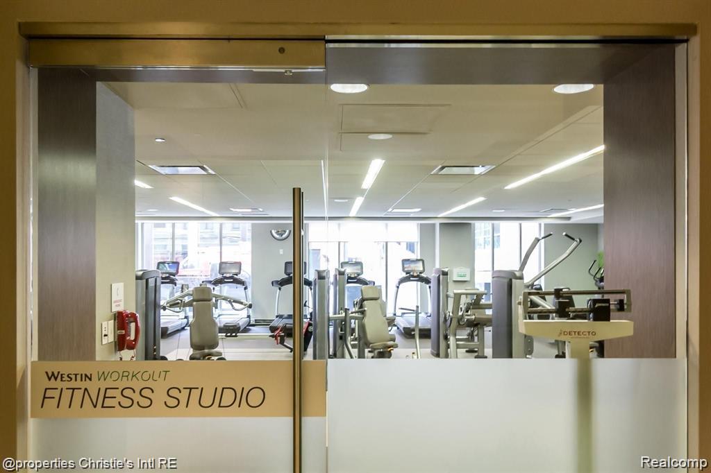 1135 SHELBY Street 2509