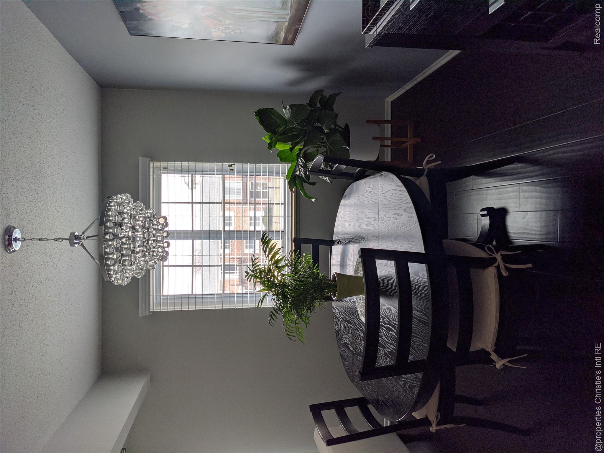 1514 Normandy Road 203