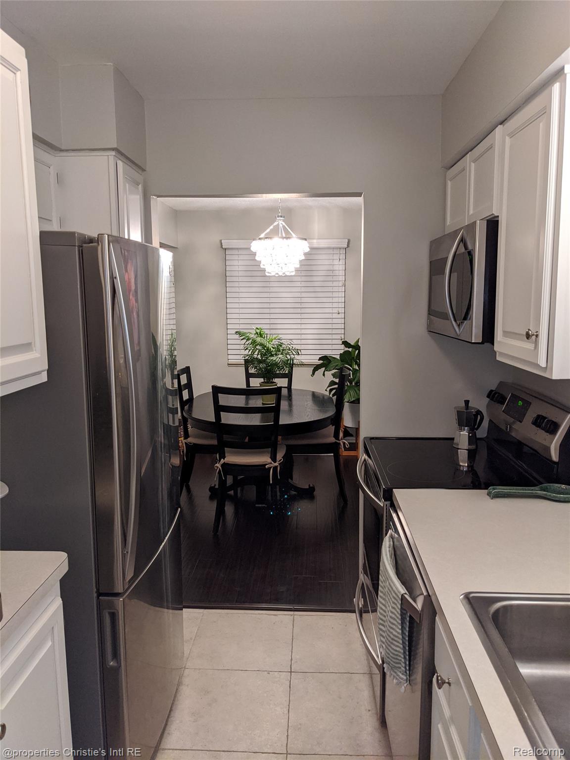 1514 Normandy Road 203