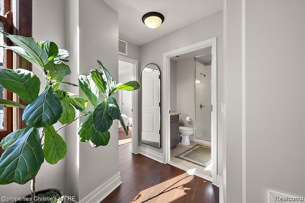 1 Park Avenue Unit: 1204