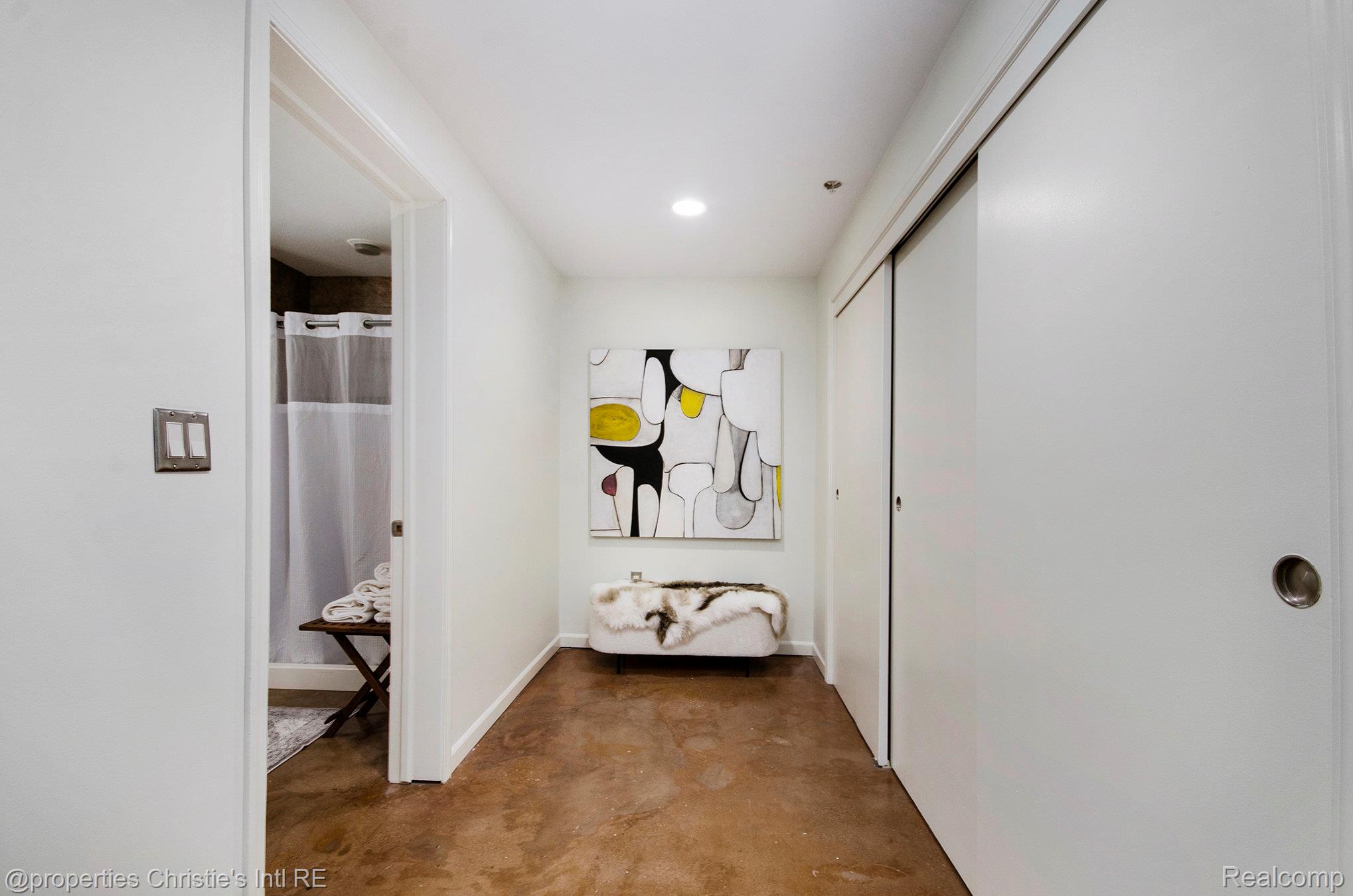 3100 Woodward Avenue Unit: 202