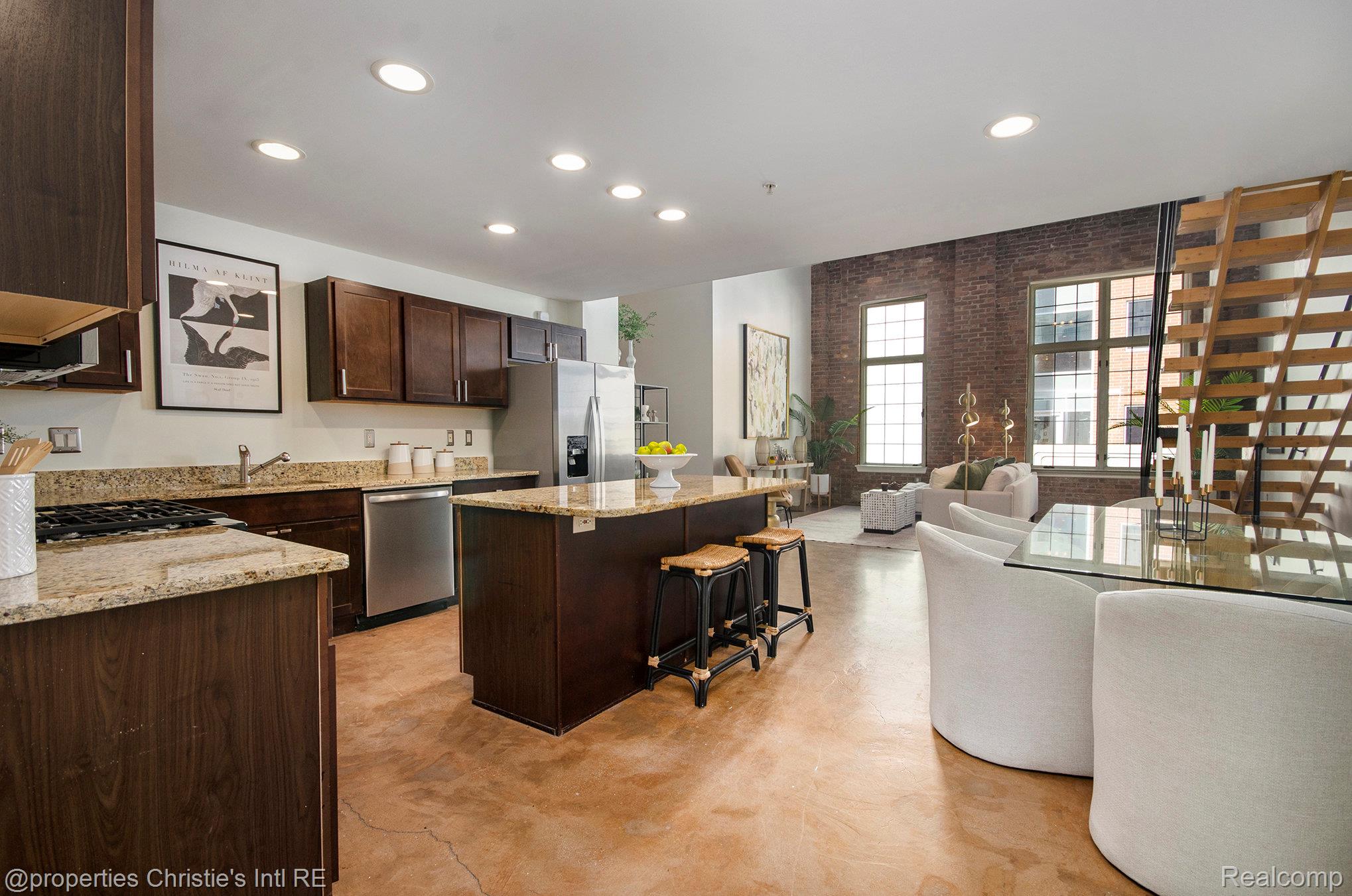 3100 Woodward Avenue Unit: 202