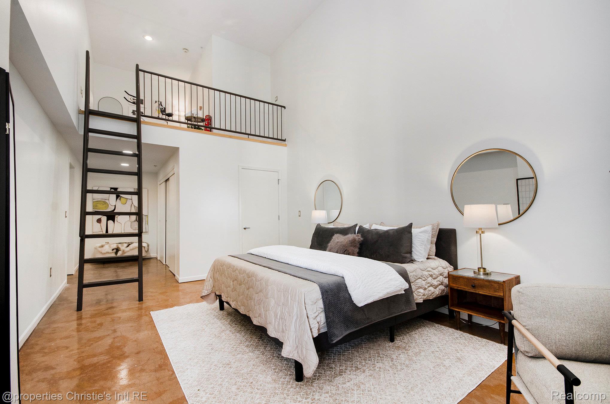 3100 Woodward Avenue Unit: 202