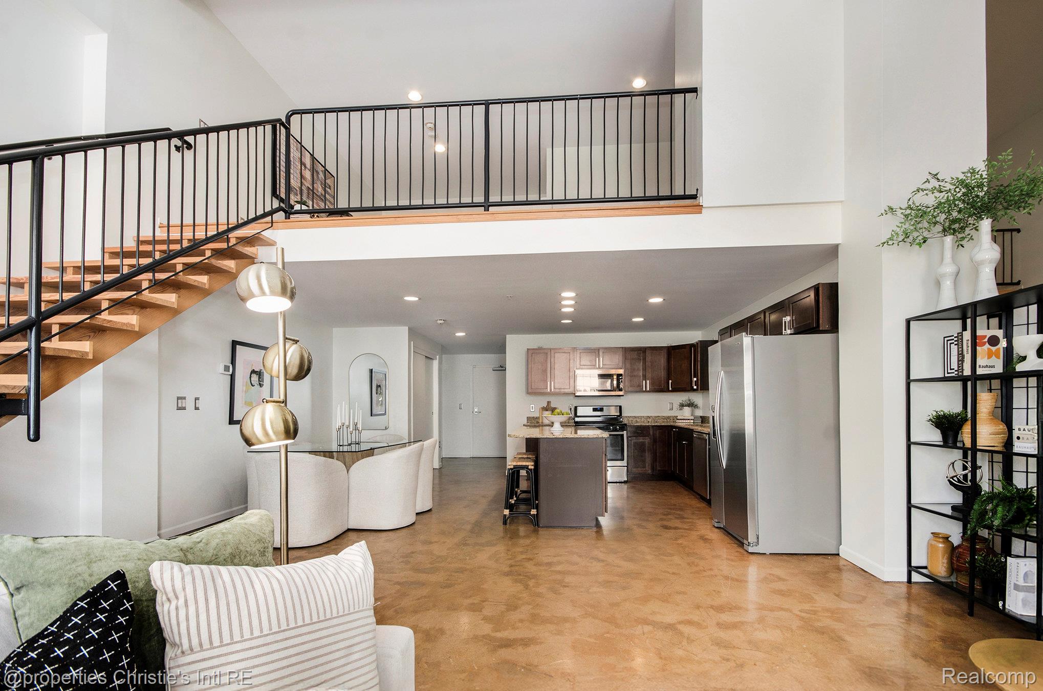 3100 Woodward Avenue Unit: 202
