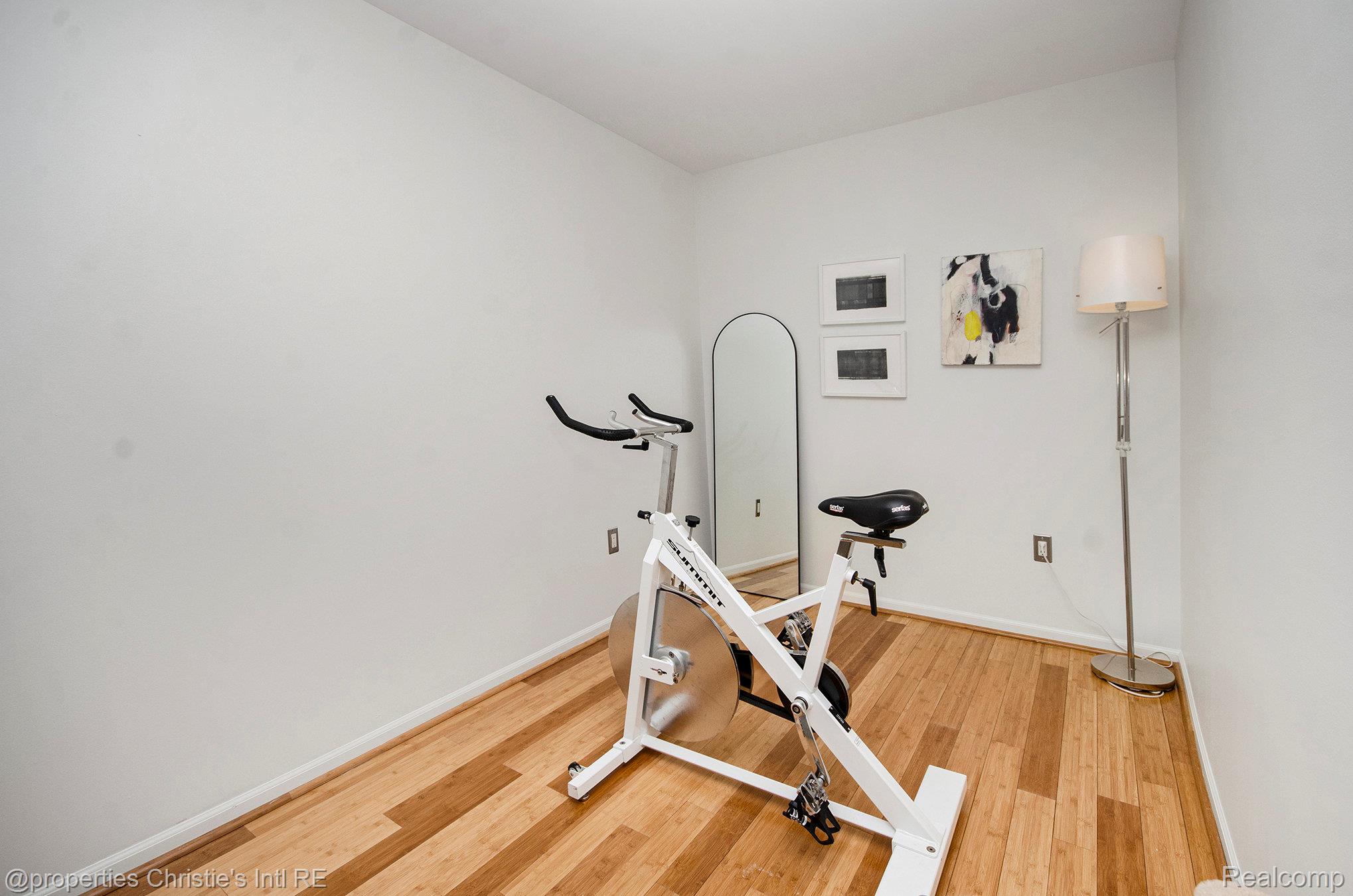3100 Woodward Avenue Unit: 202