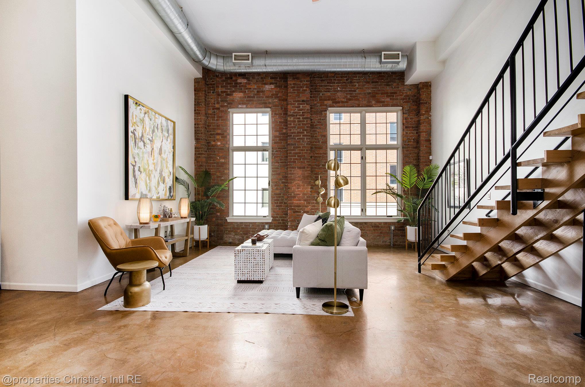 3100 Woodward Avenue Unit: 202