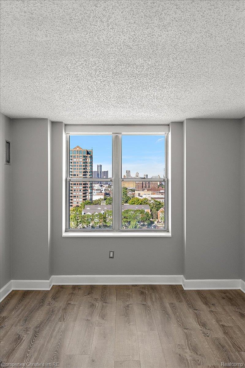 250 E Harbortown Drive Unit: 901