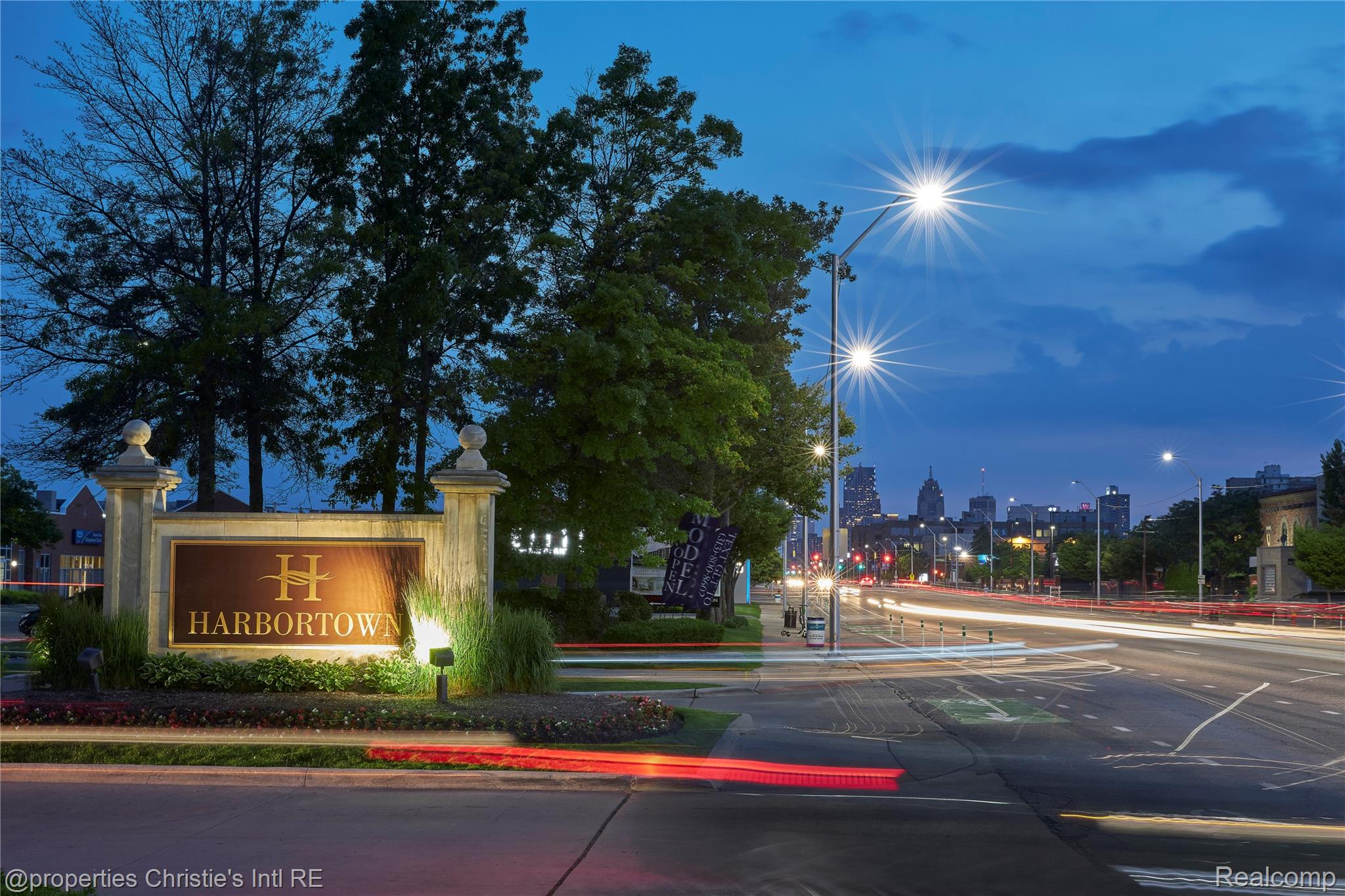 250 E Harbortown Drive Unit: 901