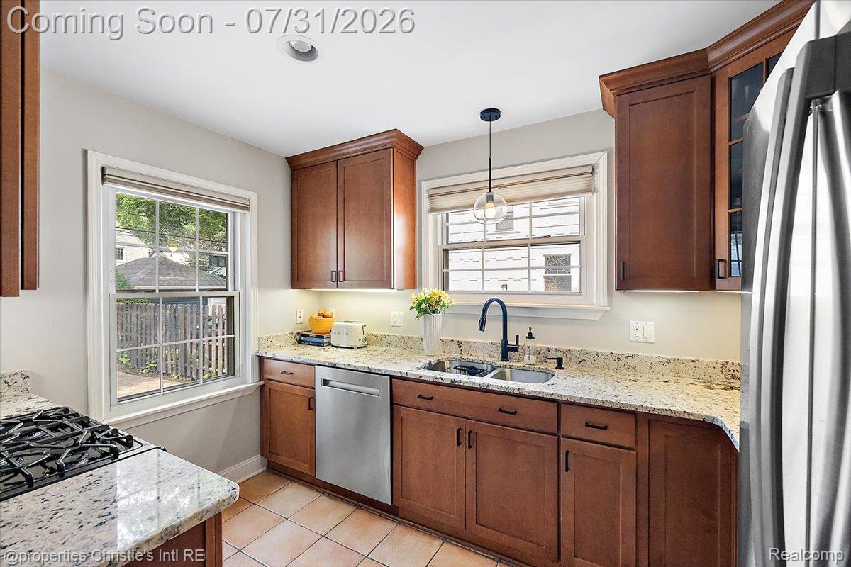 23 Amherst Road
