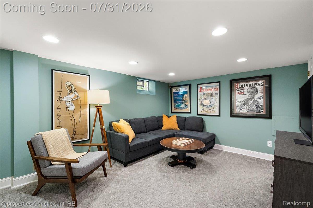 23 Amherst Road