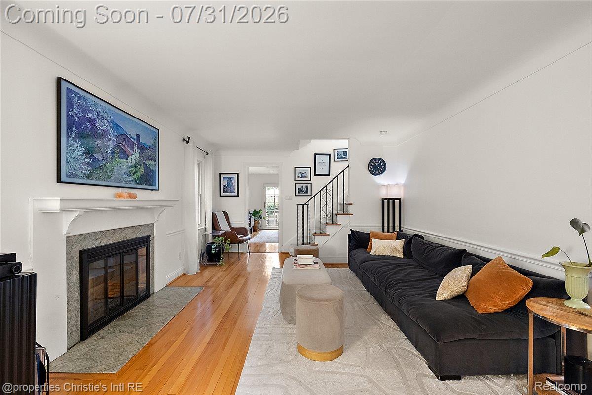 23 Amherst Road