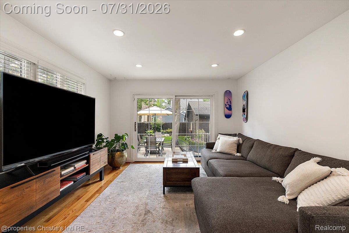 23 Amherst Road