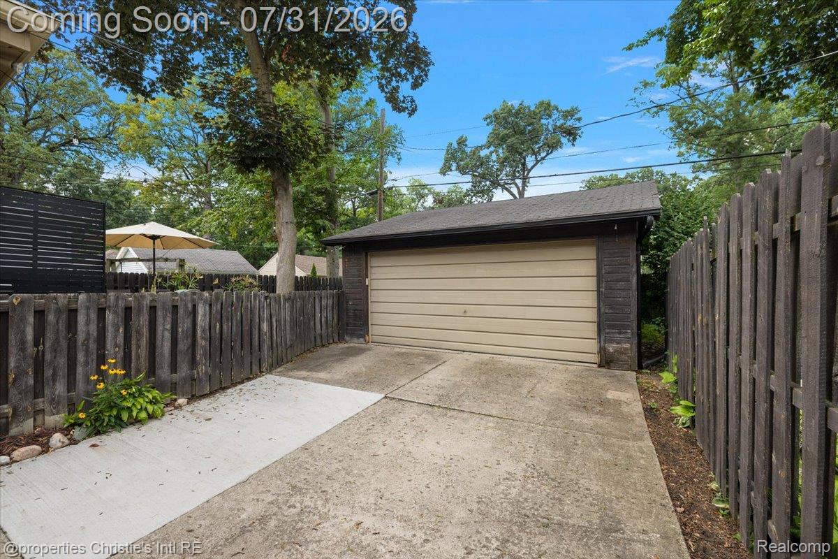 23 Amherst Road