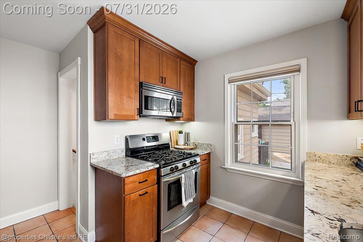23 Amherst Road