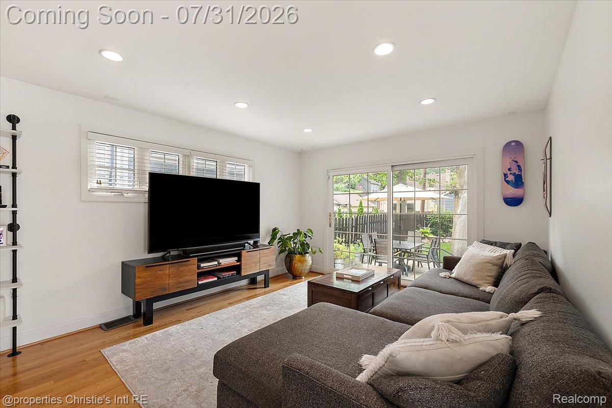 23 Amherst Road
