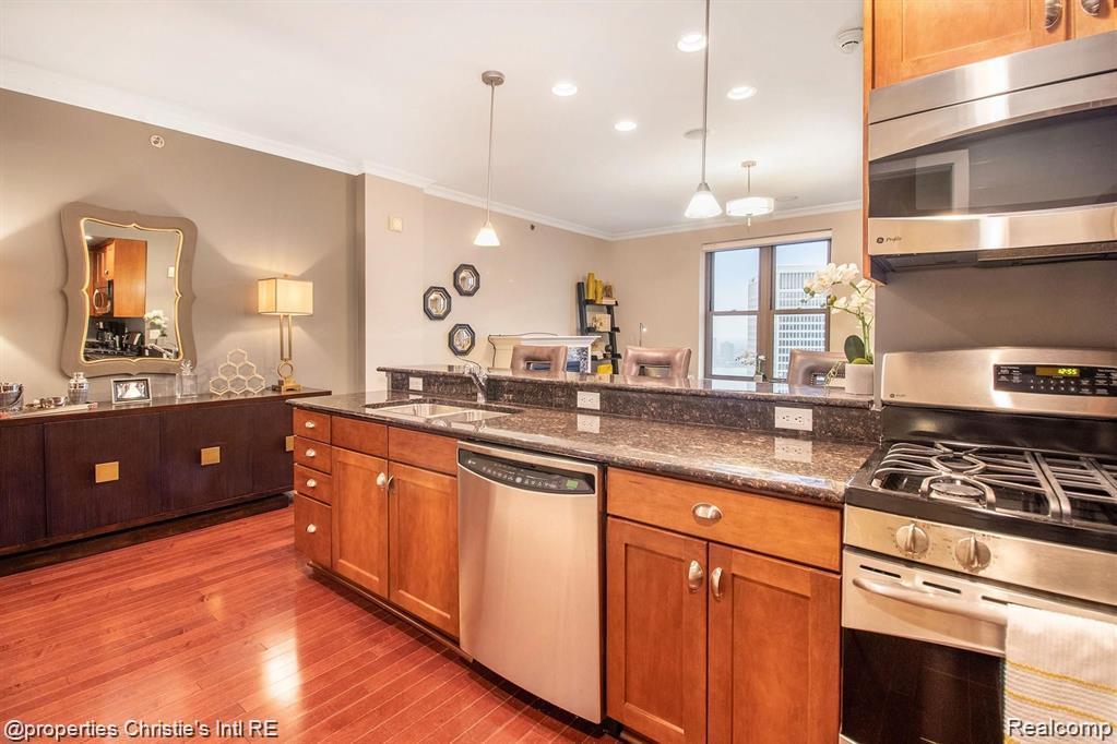 1135 SHELBY Street Unit: 2509