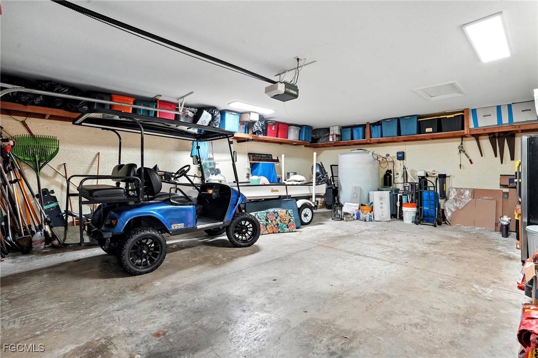 16461 Oakview CIR