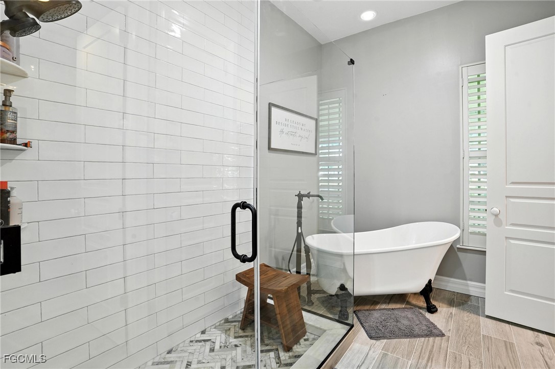 16461 Oakview CIR