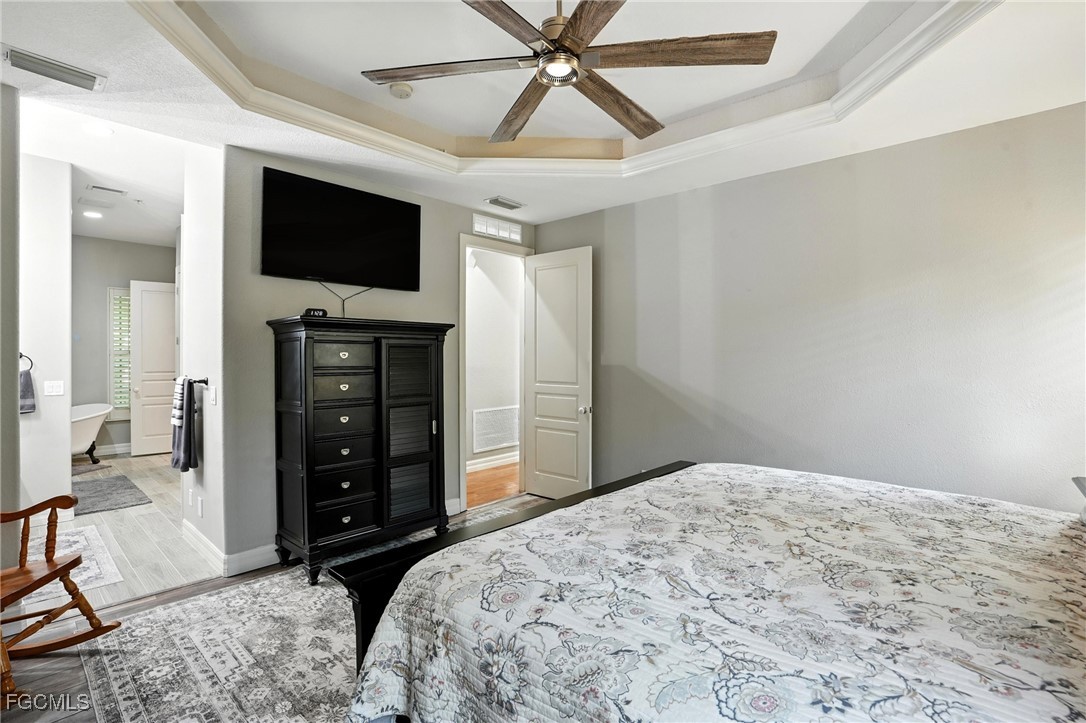 16461 Oakview CIR