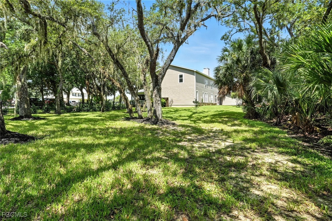 16461 Oakview CIR