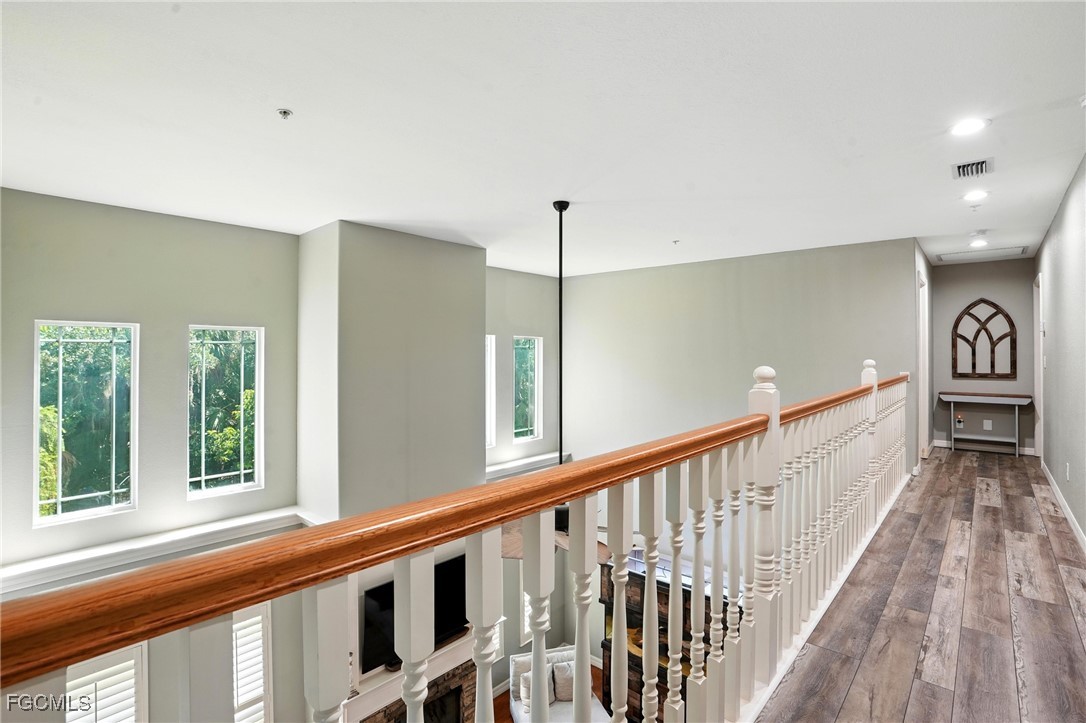 16461 Oakview CIR