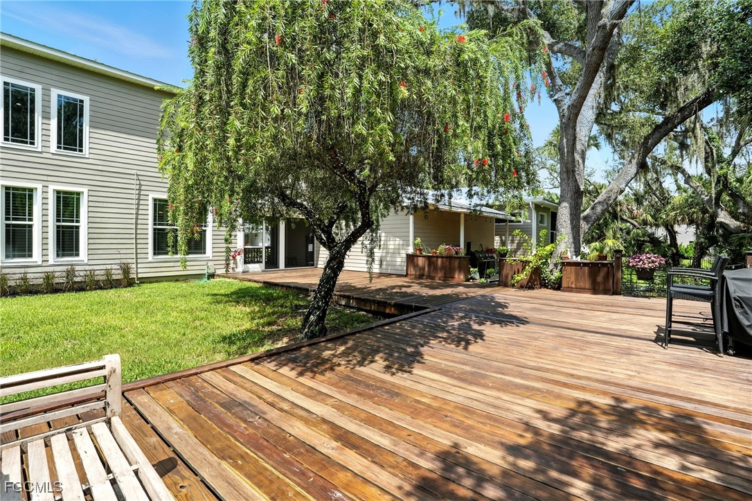 16461 Oakview CIR