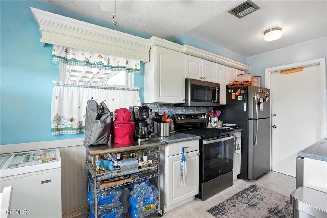 1164 Navajo AVE