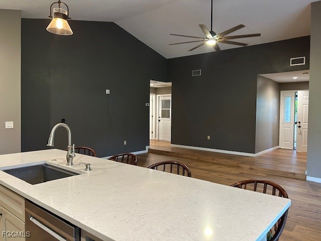 6786 Autumn CT