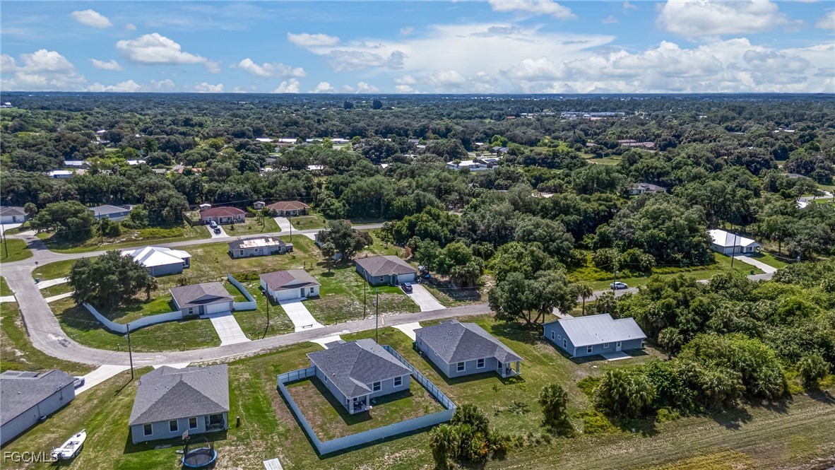 5027 S PEACHTREE CIR