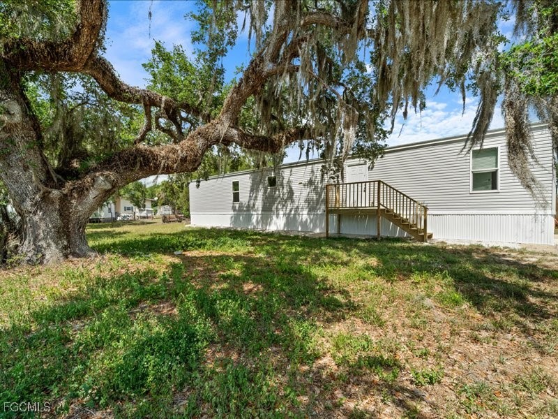 1038 Canopy LN