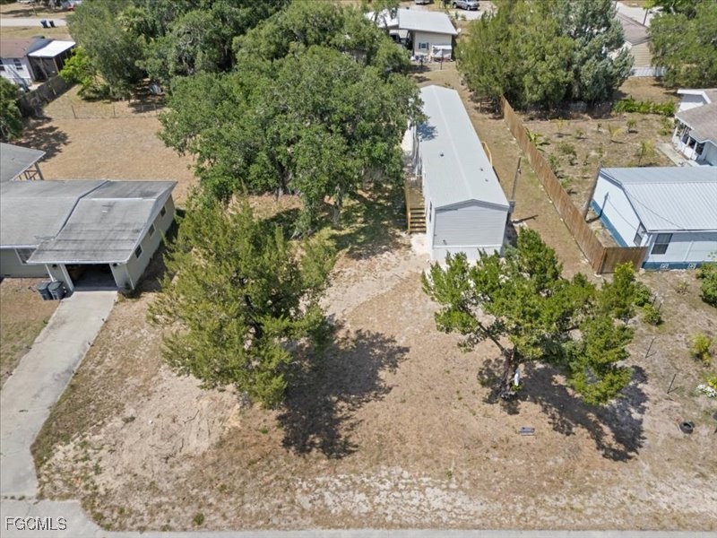 1038 Canopy LN