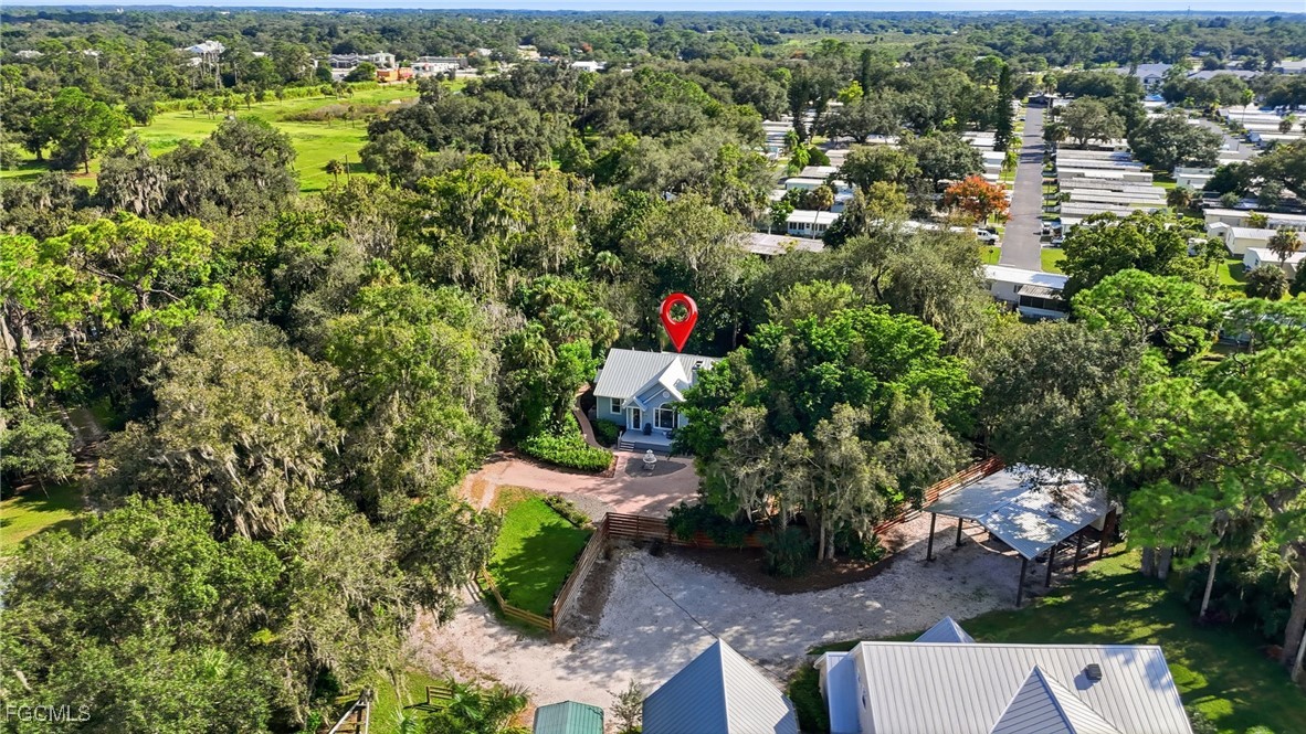 270 River Oaks DR