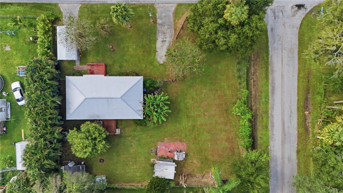 868 Avalon AVE