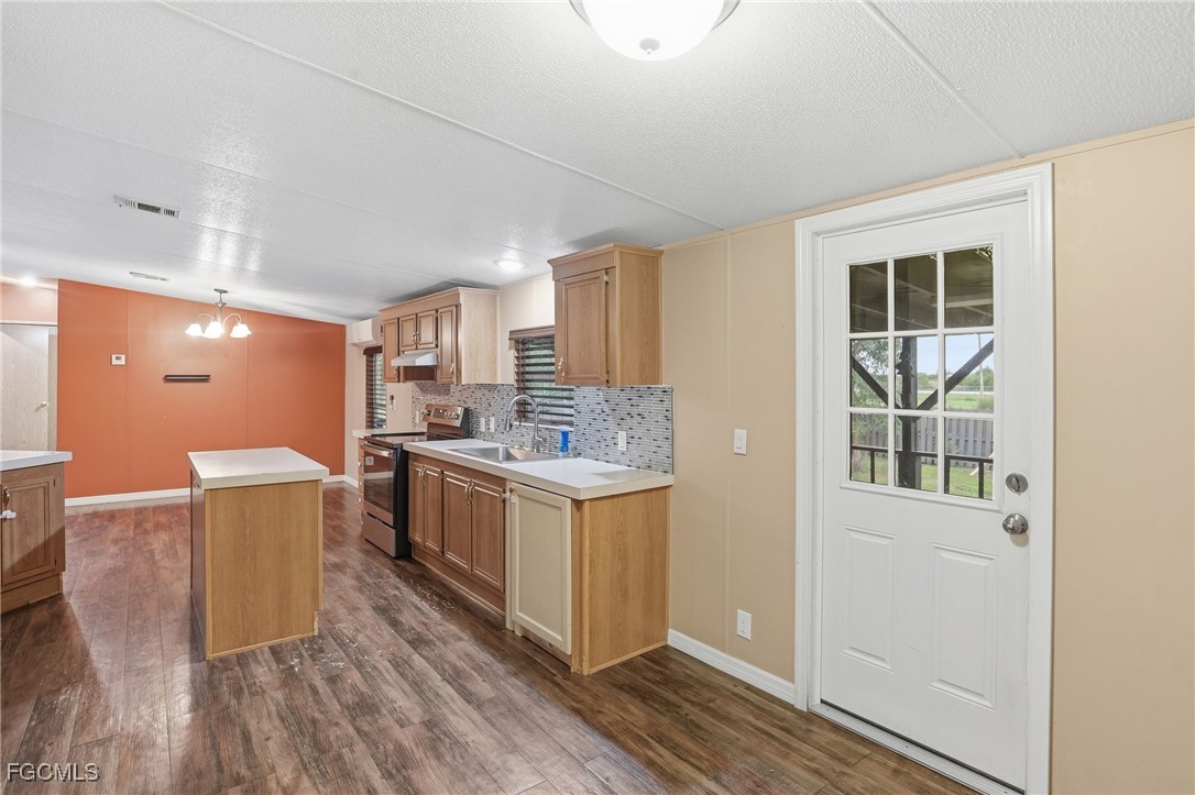 15835 Kaloacoochee ST