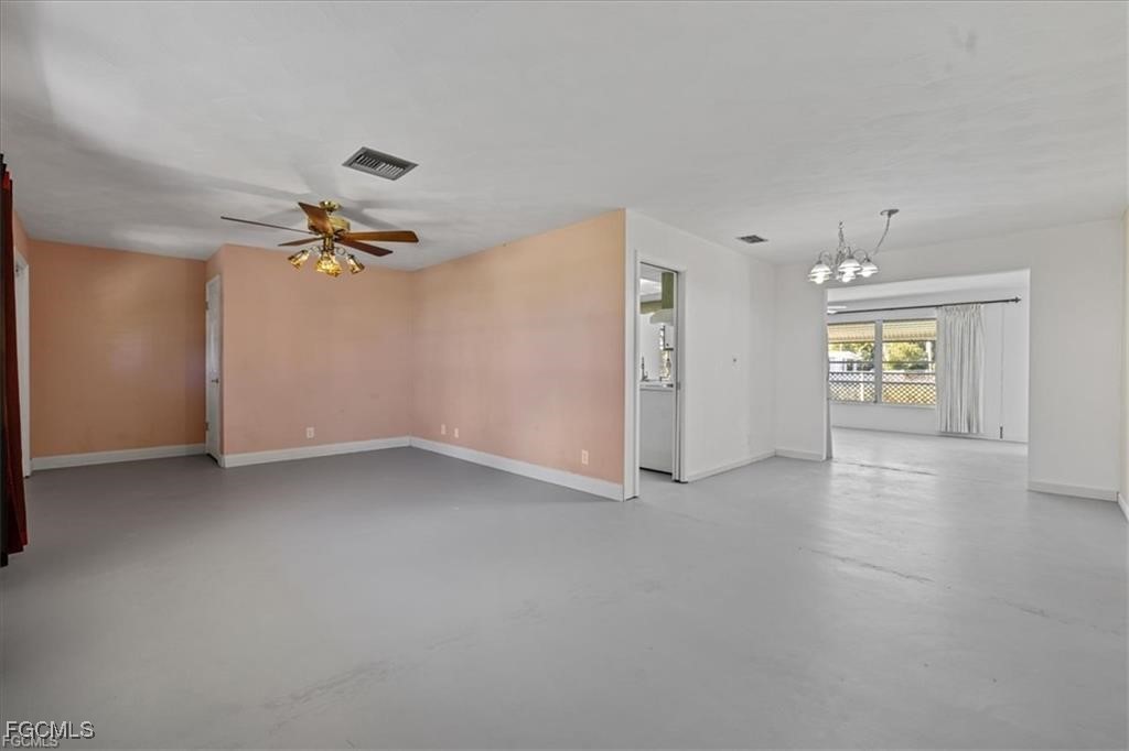 1387 Sunrise DR