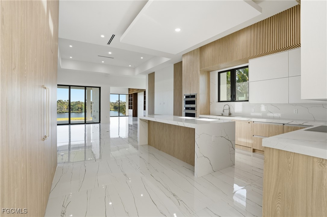 2532 CALOOSA SHORES DR